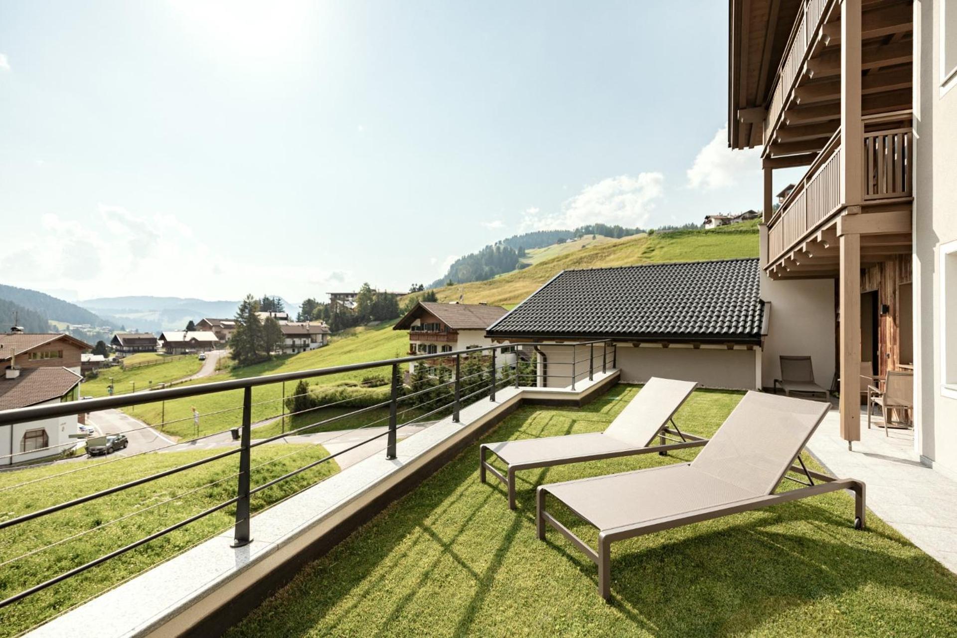 Luxury Chalet Plazola Сельва-ди-Валь-Гардена Экстерьер фото